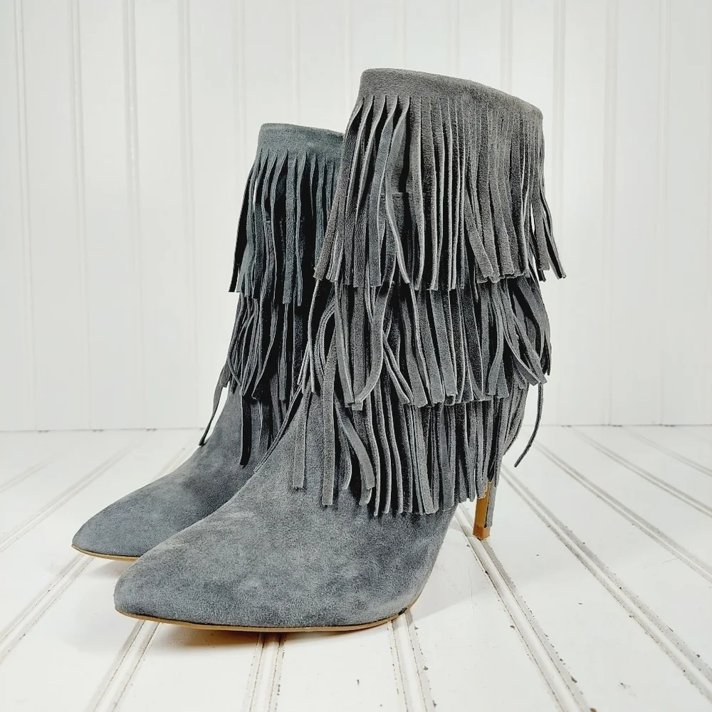 Steve Madden Flapper Gray Fringe Suede High Heeled Ankle Boots A999 - Picture 2 of 11